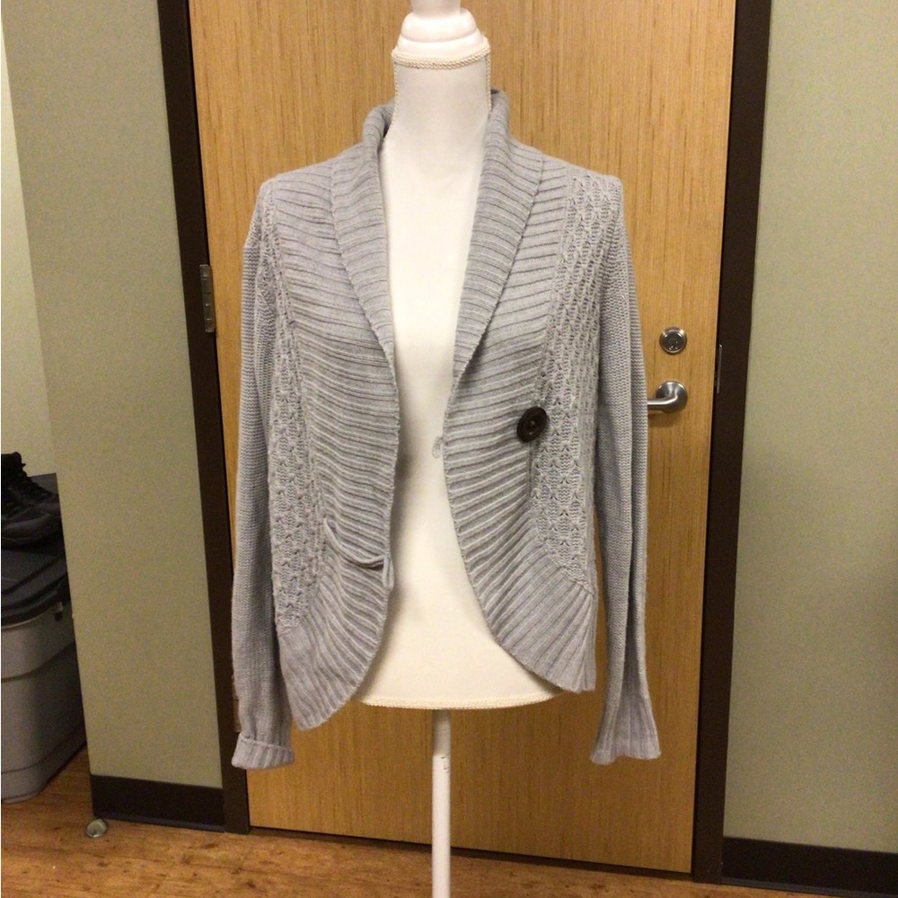 Cardigan style jacket